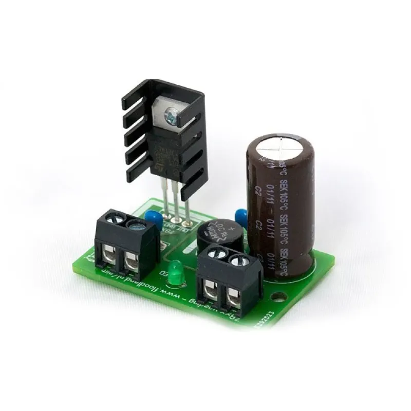 TO-220 Tranzistor - Radiator IC 19x15x10 mm TO-220 Tranzistor - Radiator IC 19x15x10 mm